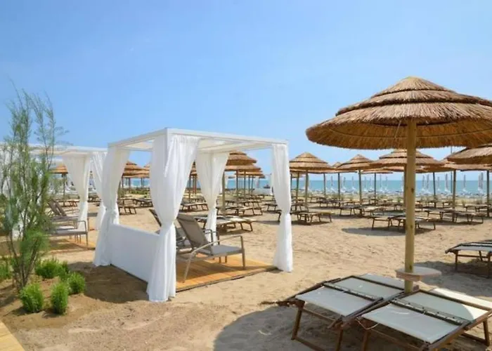 Residenz Regina Ovation Mit Garten Fuer 6 Personen *